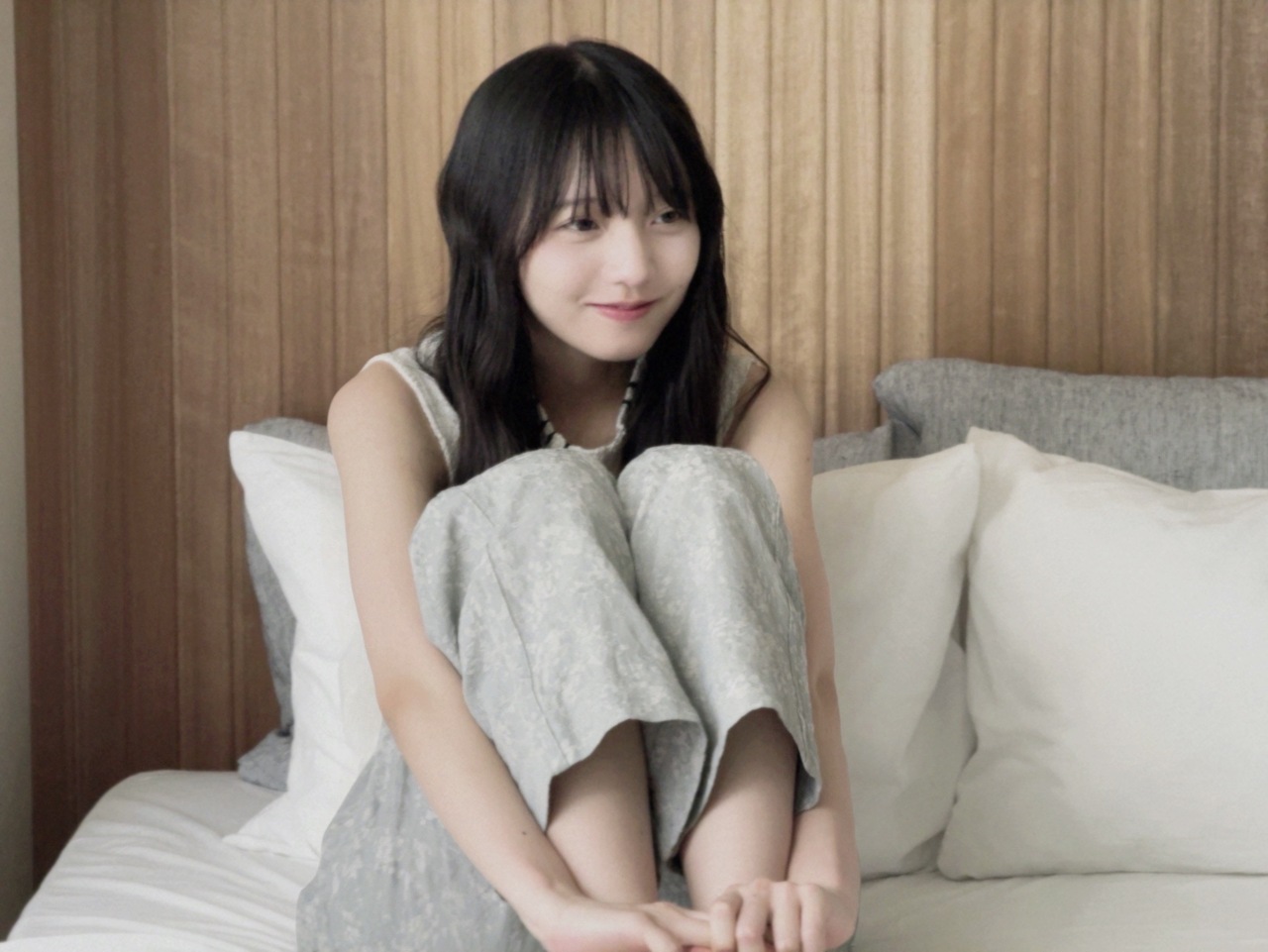 海邉 朱莉｜なんとなく鮮やかを纏いたい（2026-05-01）
